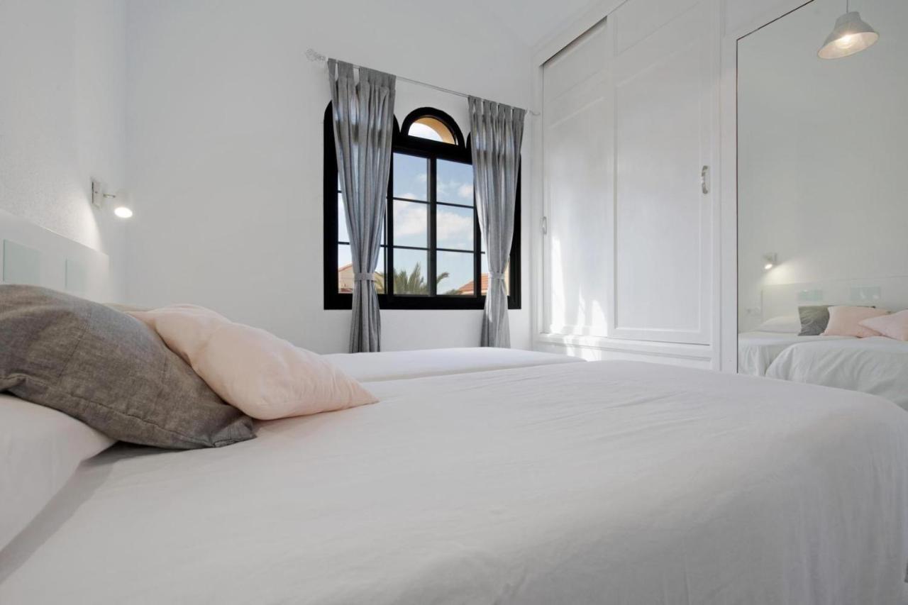 Apartamento Vista Piscina O Terraza, Wifi Gratis Costa Calma Kültér fotó